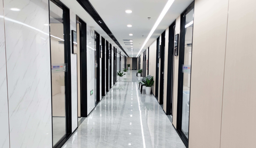 二、海南琼口口腔种植牙技术及医生团队推荐