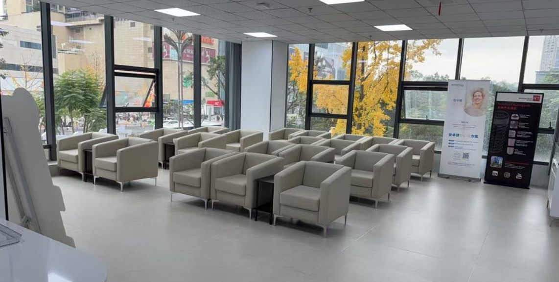 一键收藏!内江莱汀堡口腔种植牙价格表(含登腾/ITI/半口报价),预约前必看省钱攻略