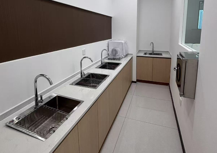 五、阿克苏旭日升口腔为什么值得选择：三位顾客的真实评价