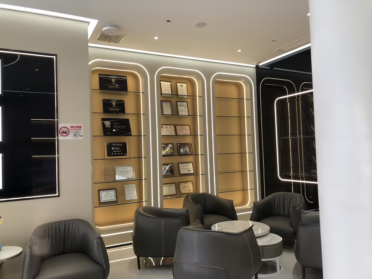 上海华齿口腔有几家店？20家分店！杨浦开鲁路/浦东三林东/南京东路等店地址营业时间公开