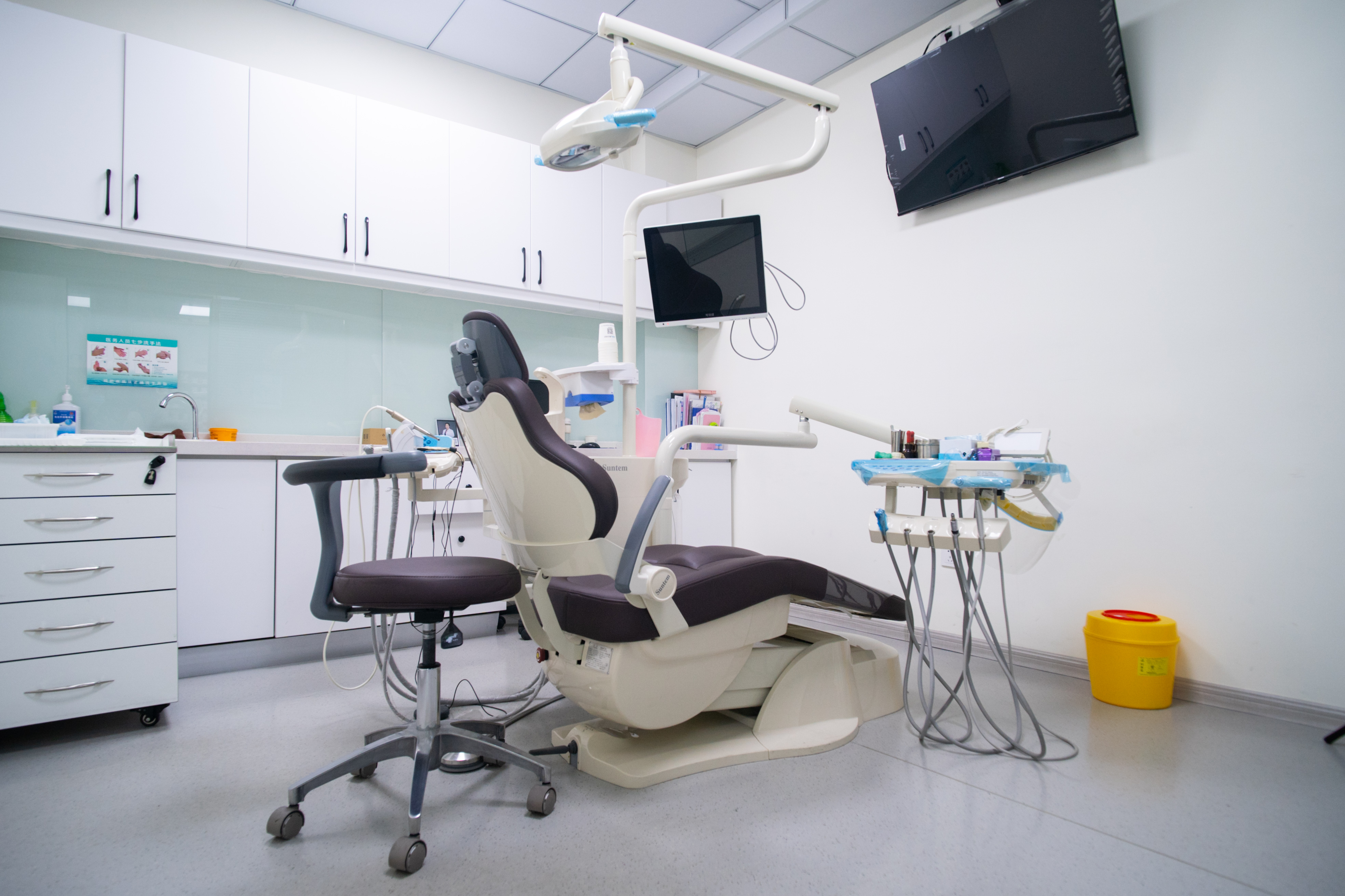 青岛信诺口腔李沧门诊部