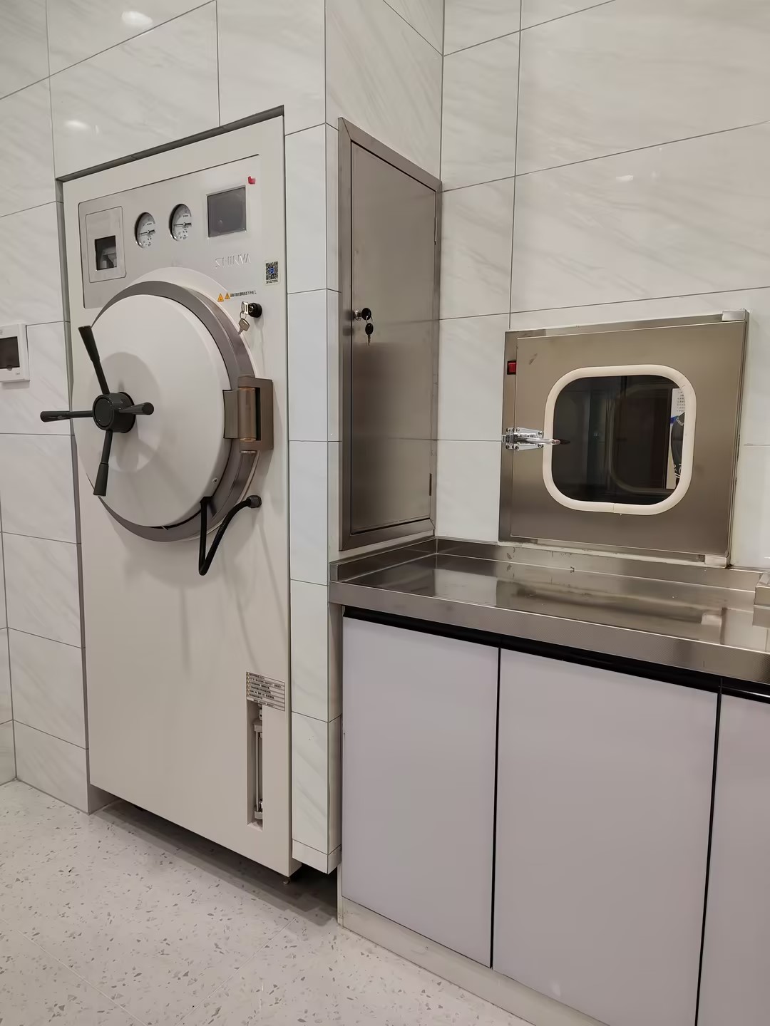 2026上海华齿口腔种植牙价格表大公开！韩系2980元起、瑞士ITI不到8000元！18家直营店价格统一