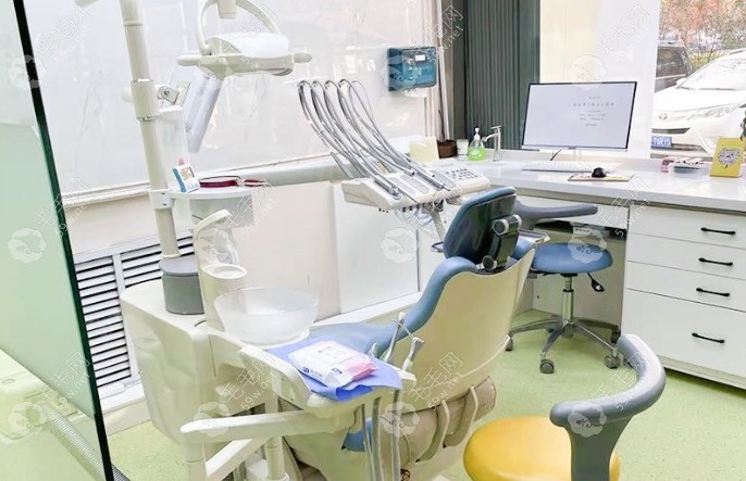烟台爱博蓝刺猬口腔诊室5