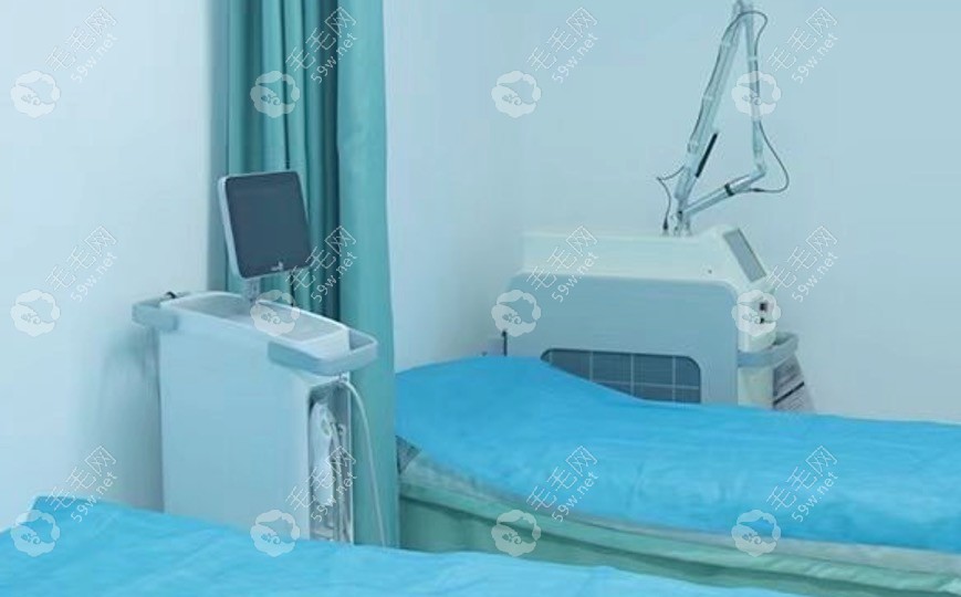北京三医中西医医院口腔科治疗区