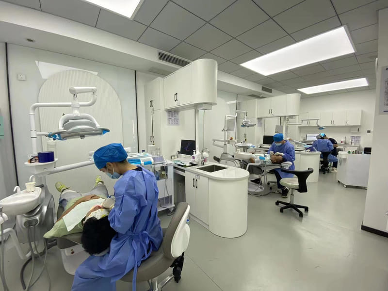 南京德牙联合口腔医院电话预约拨打哪个号码更省事